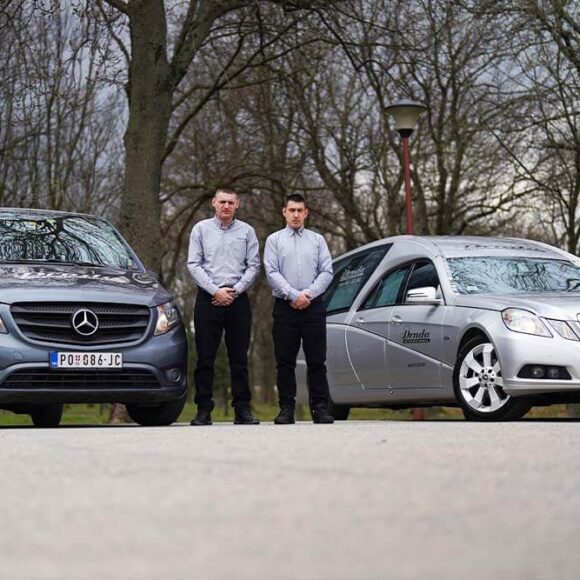 Transport af afdøde til Danmark udføres af firmaet Drnda.